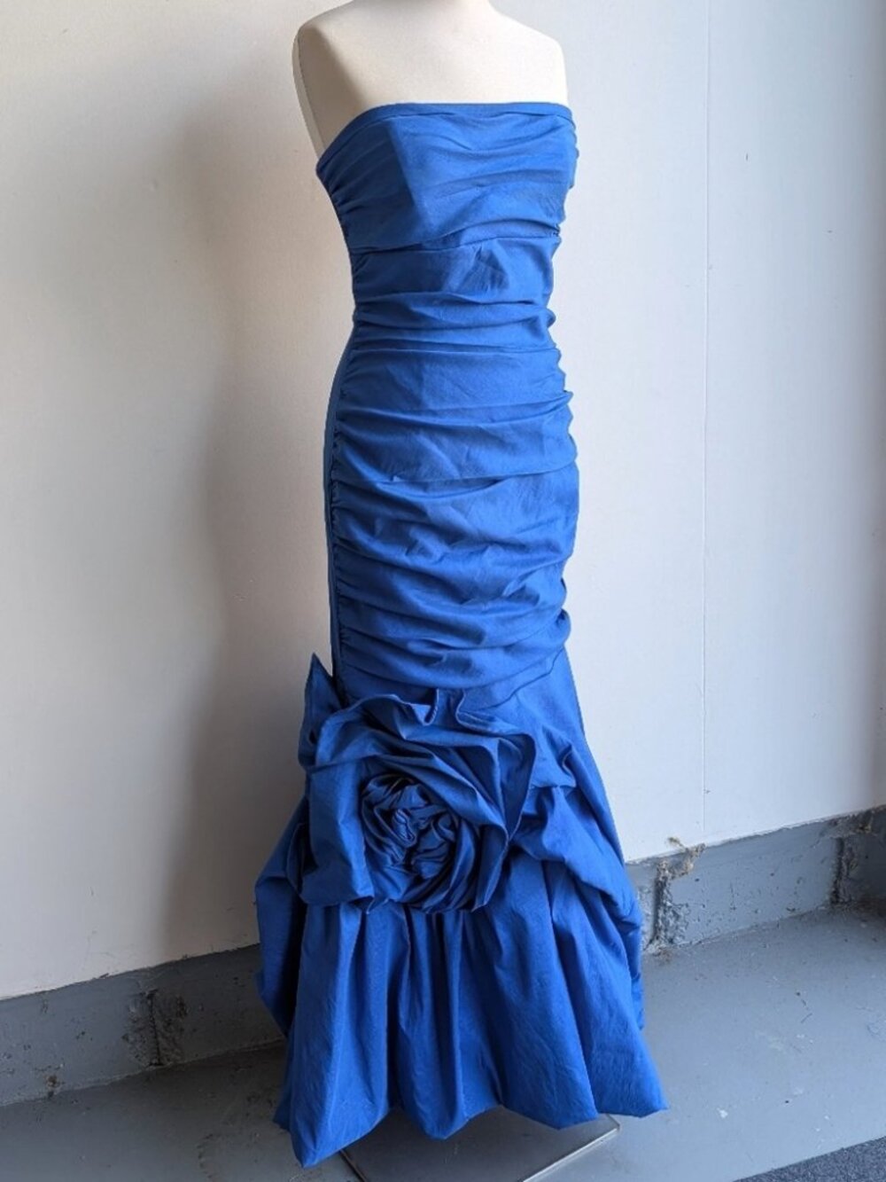 Vintage Ruched Blue Floral Strapless Formal Dress - Prom